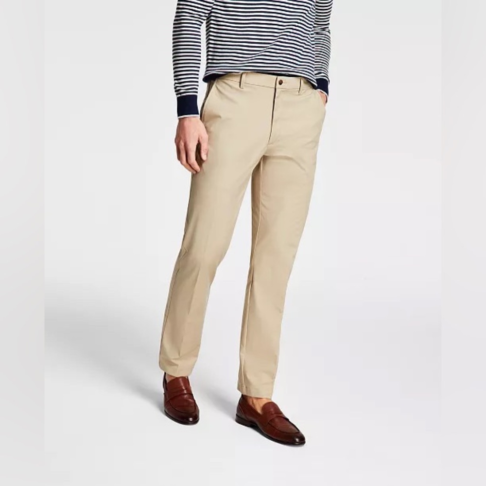 Michael Kors Men’s Classic Fit Cotton Stretch Performance Pants